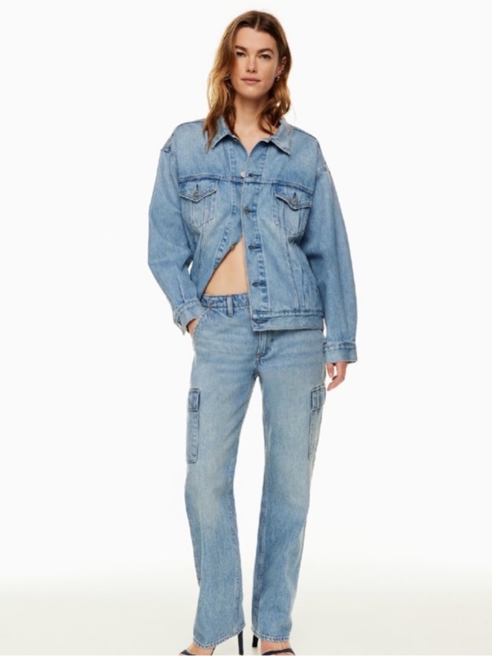 Aritzia DENIM FORUM The '90s Edie Lo-Rise Cargo Jean Size 28